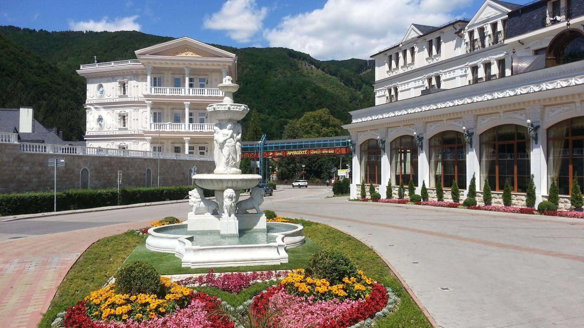 Aphrodite Palace Rajecké Teplice エクステリア 写真